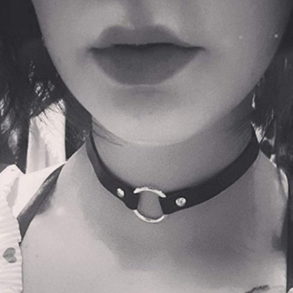 Hot Topic Adjustable Leather Choker Colar Necklace - Picture 2 of 8